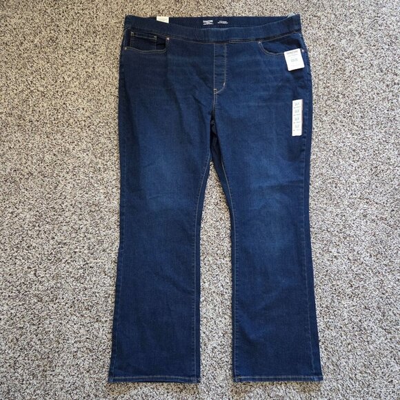 Signature Levi's Women's Plus Size 26M Short Pull On Boot Jeans Blue 44x30 NWT - Picture 1 of 6